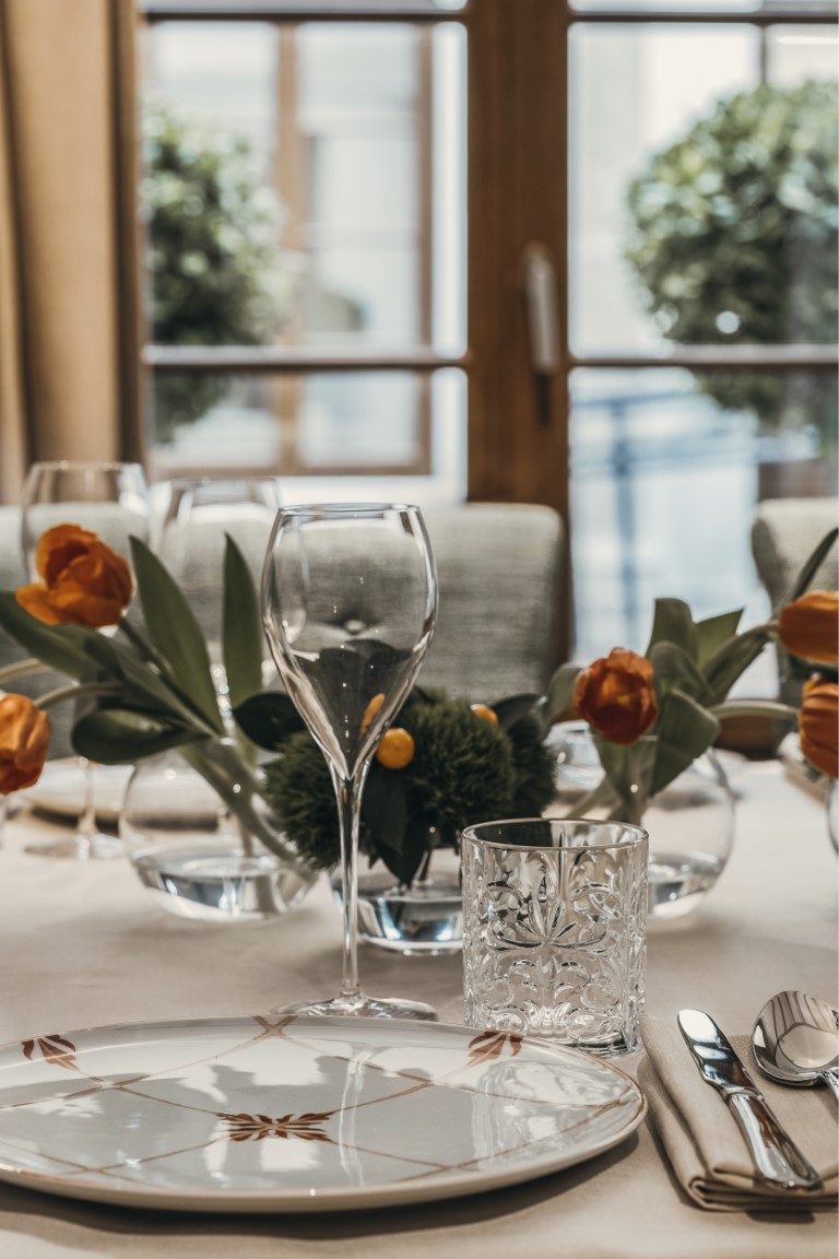 Chef José Carlos García has designed various menus for groups with dishes that are unique to us, which can be enjoyed on both the Balausta terrace and in Palacio Solecio’s private rooms.