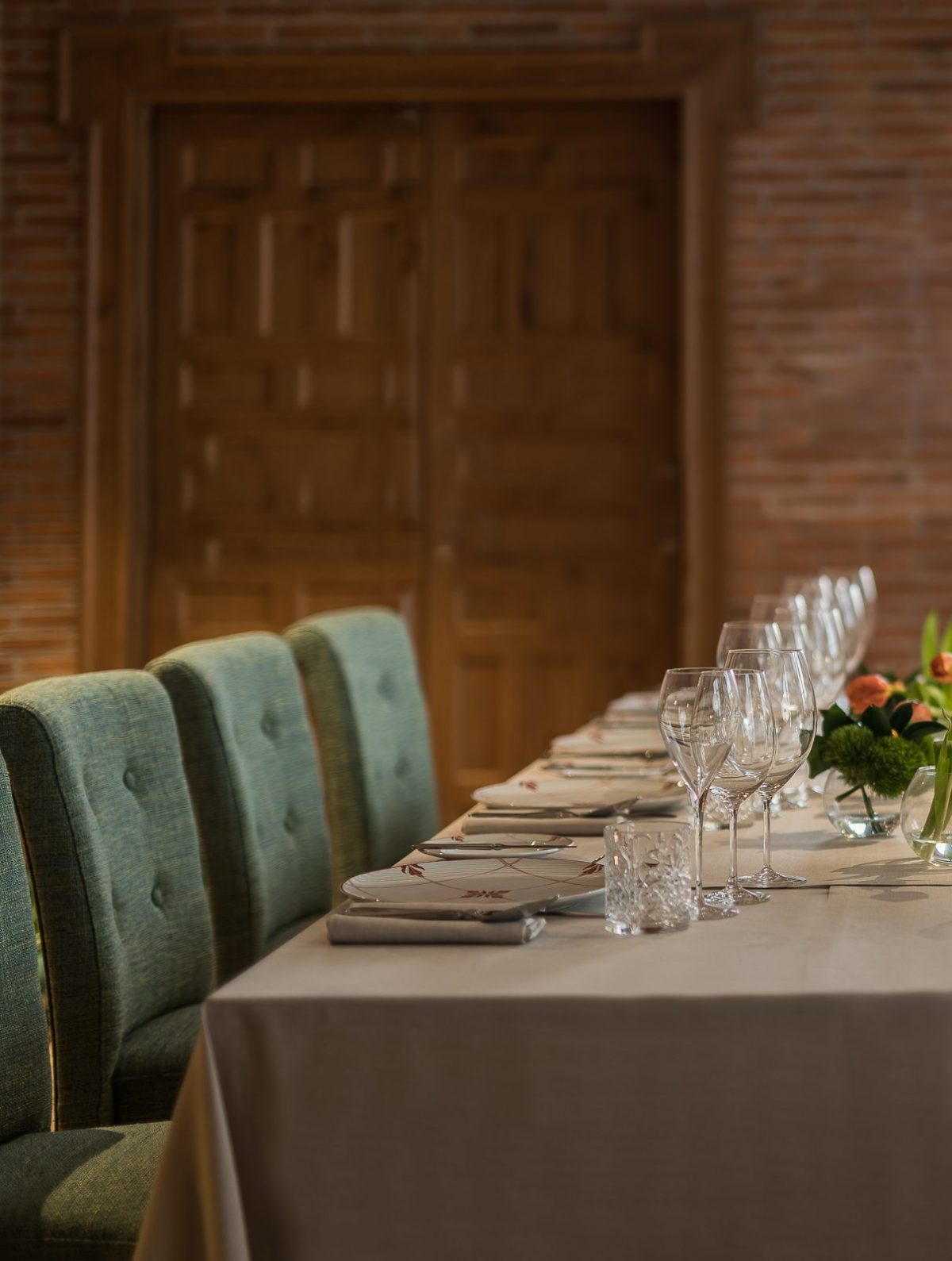 Balausta offers two exquisitely decorated lounges with natural light and fully equipped for up to 50 people, ideal for intimate events.